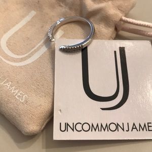 UNCOMMON JAMES ~ Petite ring with sparkle